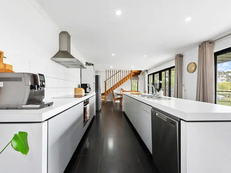 Sixth view of Homely house listing, 572 Lindenow Glenaladale Road, Lindenow South VIC 3875