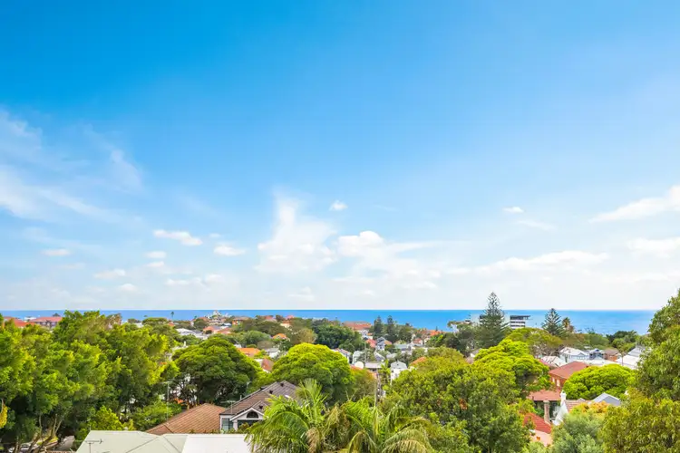 Main view of Homely unit listing, 2/36 Bennett Street, Bondi NSW 2026