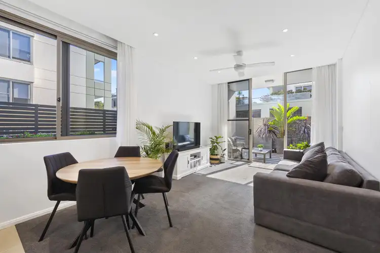 16/3 Mallard Lane, Warriewood NSW 2102