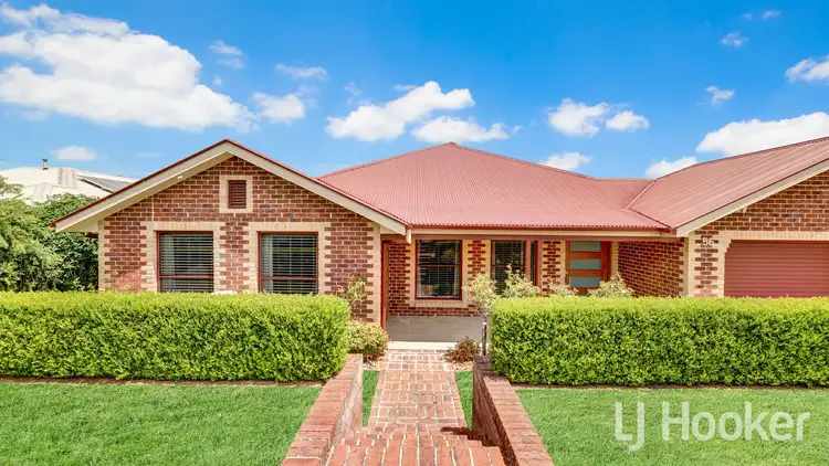 56 James Barnet Drive, Kelso NSW 2795