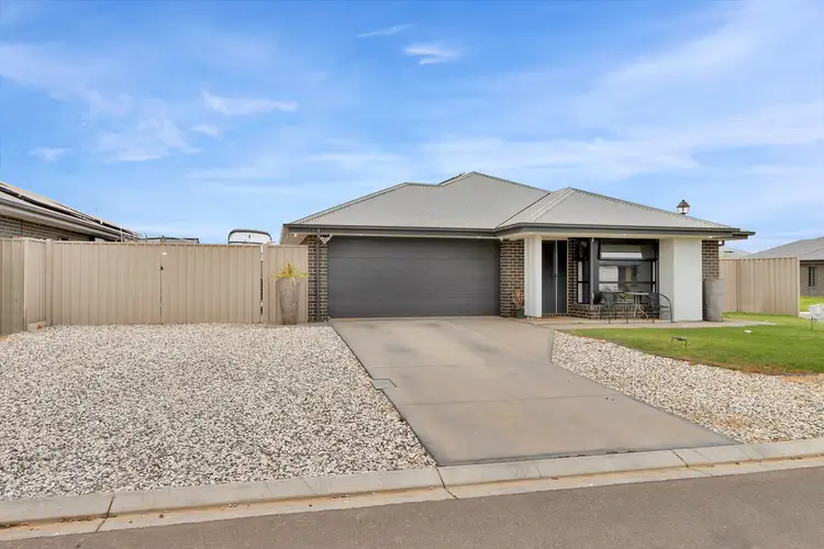 2 Karla Crescent, Two Wells SA 5501