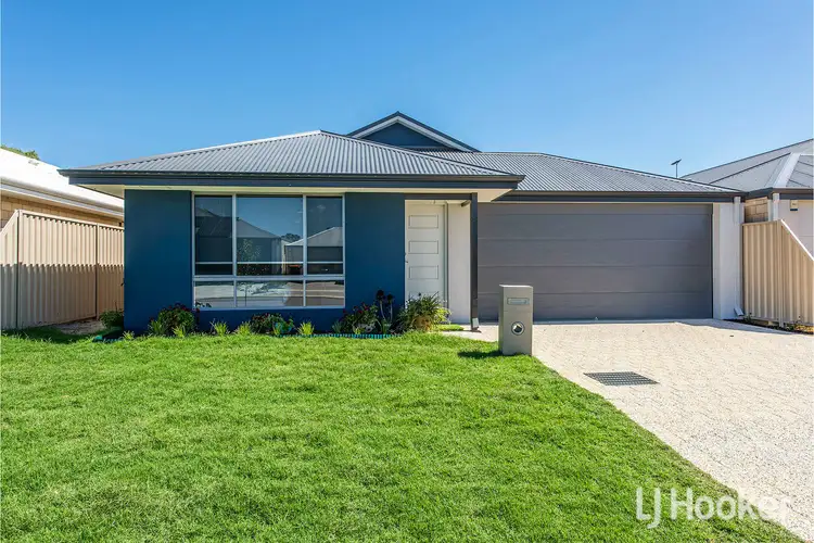 Main view of Homely house listing, 8 Pierrepoint Loop, Champion Lakes WA 6111