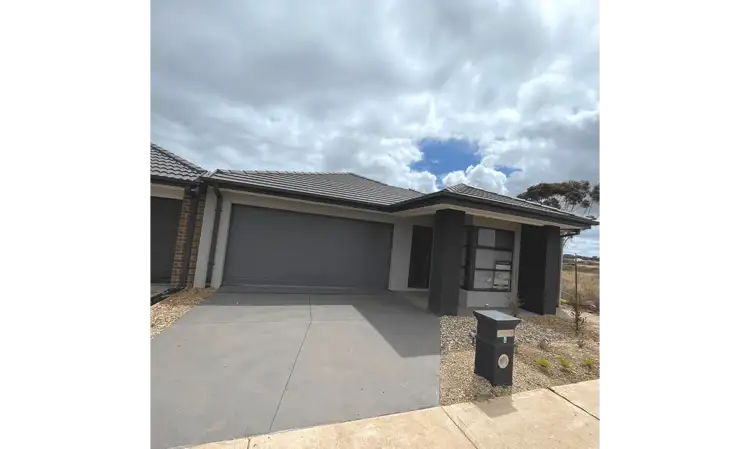6 Bakanovi Dr, Truganina VIC 3029