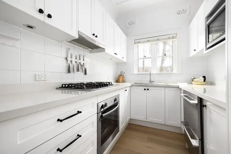 Sixth view of Homely apartment listing, 2/106 Warners Avenue, Bondi Beach NSW 2026