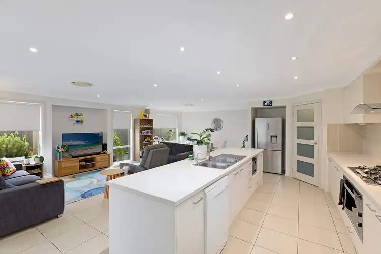 Fourth view of Homely house listing, 9 Queenscliff Place, Mardi NSW 2259