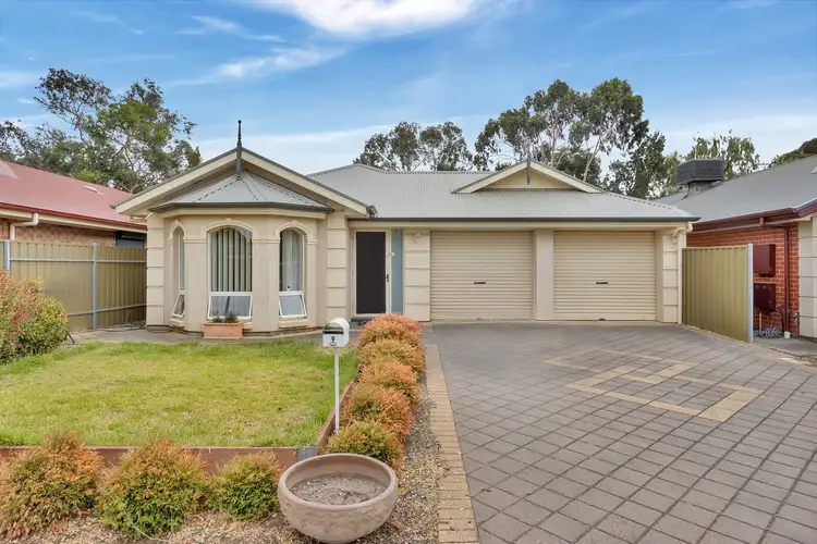 9 Dyson Street