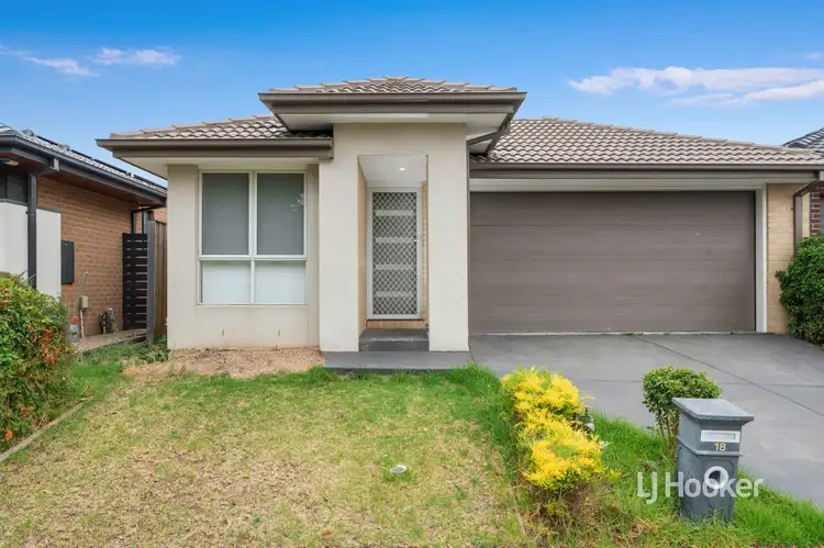 18 Yalmy Avenue, Wollert VIC 3750