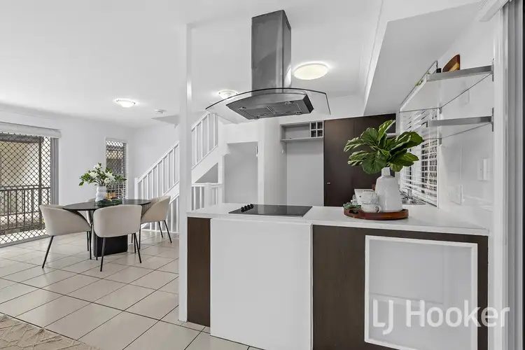Fifth view of Homely townhouse listing, 6/9 Tamworth Street, Annerley QLD 4103