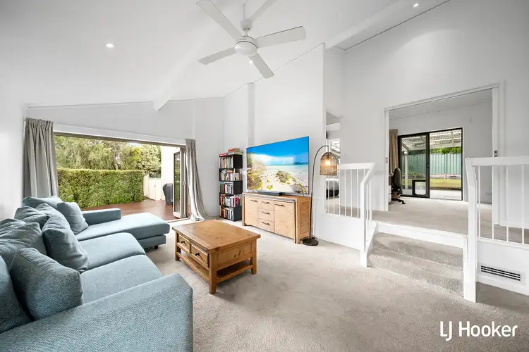 Third view of Homely house listing, 7 Joyner Place, Flynn ACT 2615