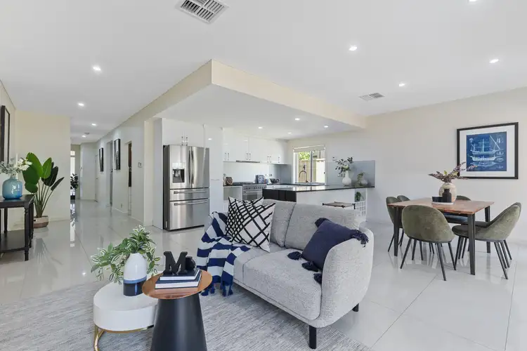 8 St Johns Avenue, Renown Park SA 5008