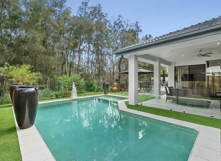 8 Peatling Lane, Twin Waters QLD 4564