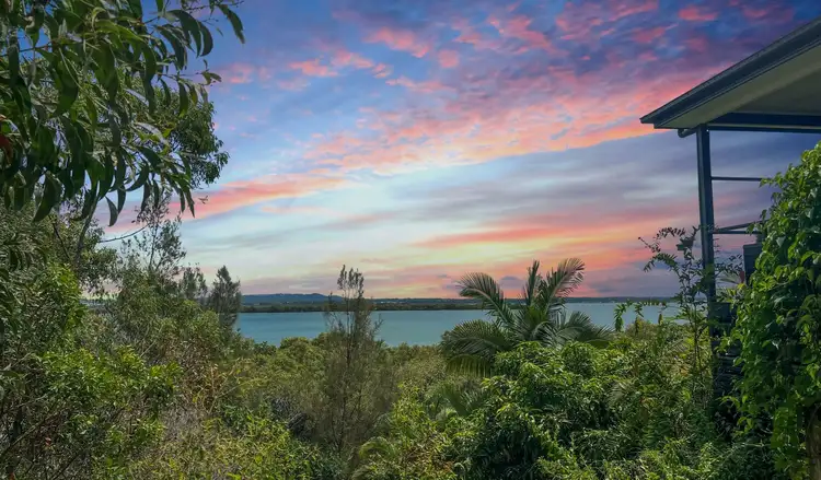 1-3 Coast Road, Macleay Island QLD 4184