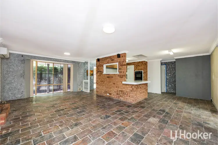 1 Lorne Place, Dudley Park WA 6210