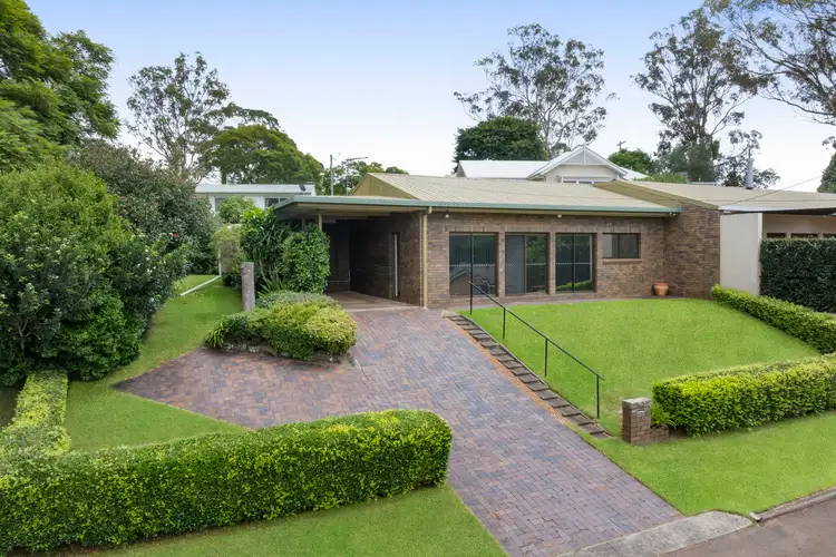 2/1 Panorama Crescent