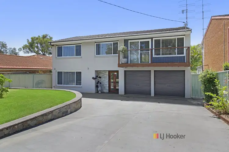 3 Wadalba Avenue