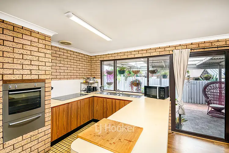 Sixth view of Homely house listing, 10 Heil Court, Collie WA 6225