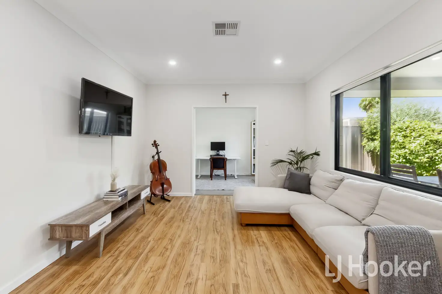 Main view of Homely villa listing, 11/45 Cohn Street, Carlisle WA 6101