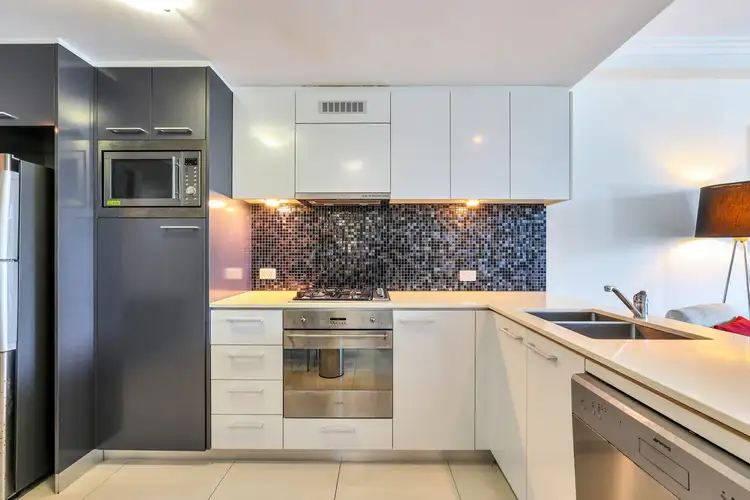 Fifth view of Homely unit listing, 407/102 Esplanade, Darwin City NT 800