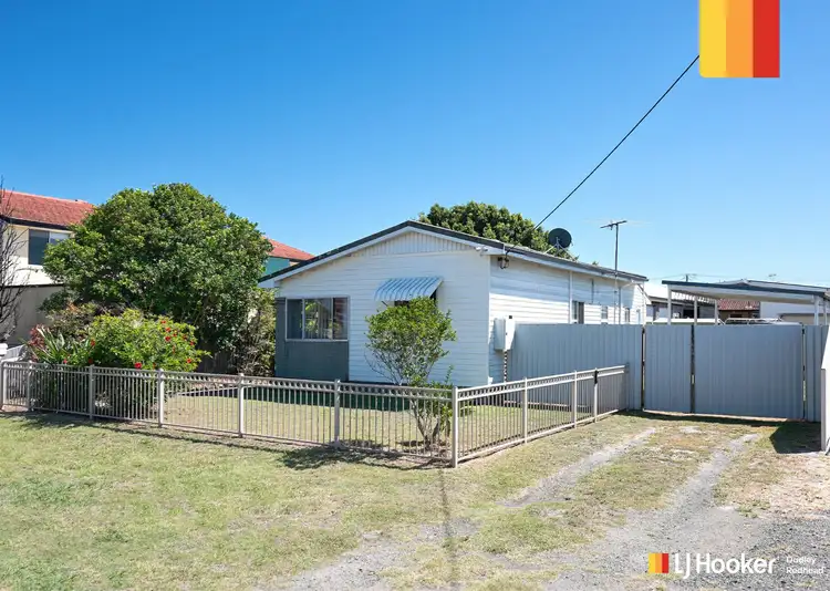 3 Marriot Street, Belmont South NSW 2280