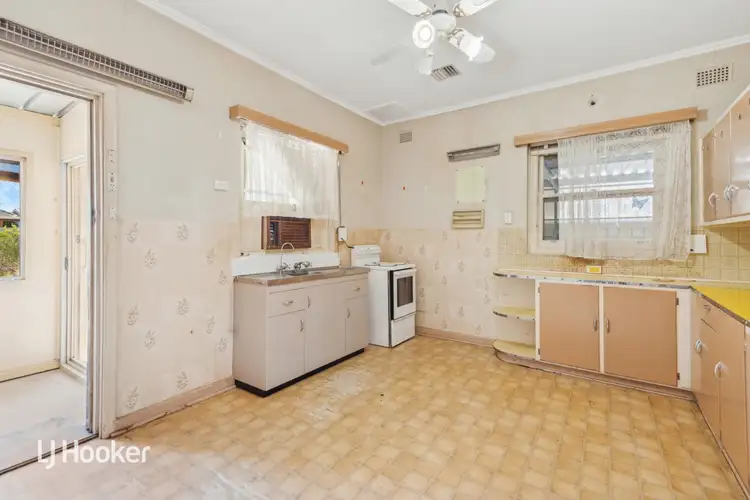 Fifth view of Homely house listing, 9 Munro Avenue, Seaton SA 5023