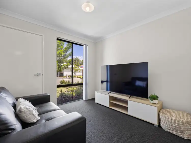 Fifth view of Homely house listing, 8 Ladysmith Loop, Wellard WA 6170