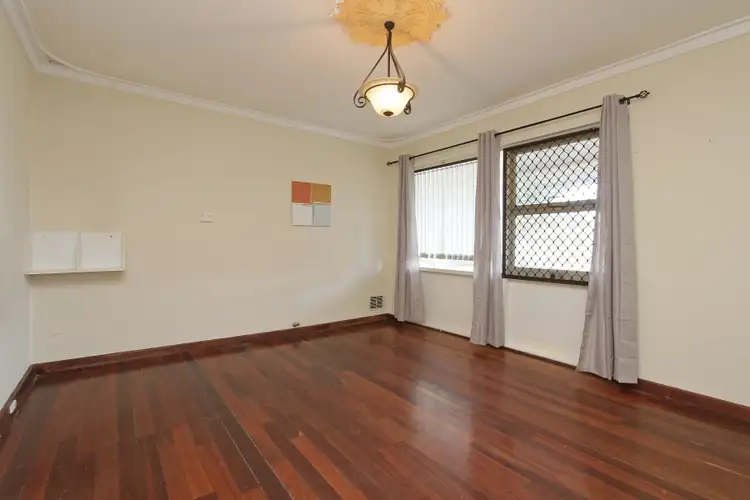 6 Romney Street, Beckenham WA 6107