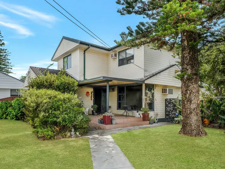 1 Siandra Avenue, Fairfield NSW 2165