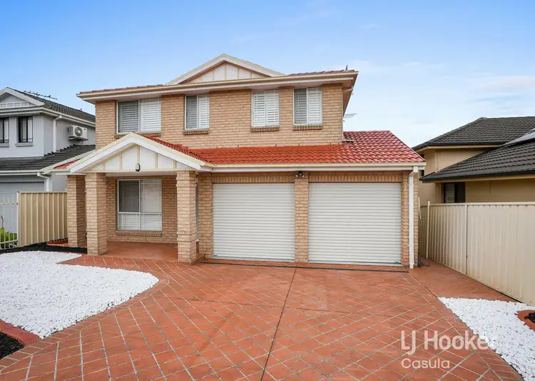 2B Streeton Place
