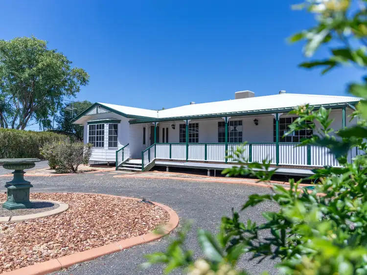 17 Rosedale Close, Roma QLD 4455