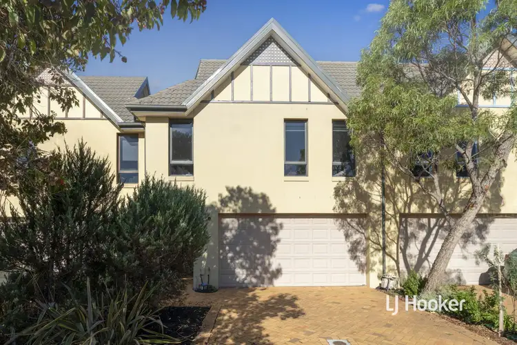 39/1 Greg Norman Drive