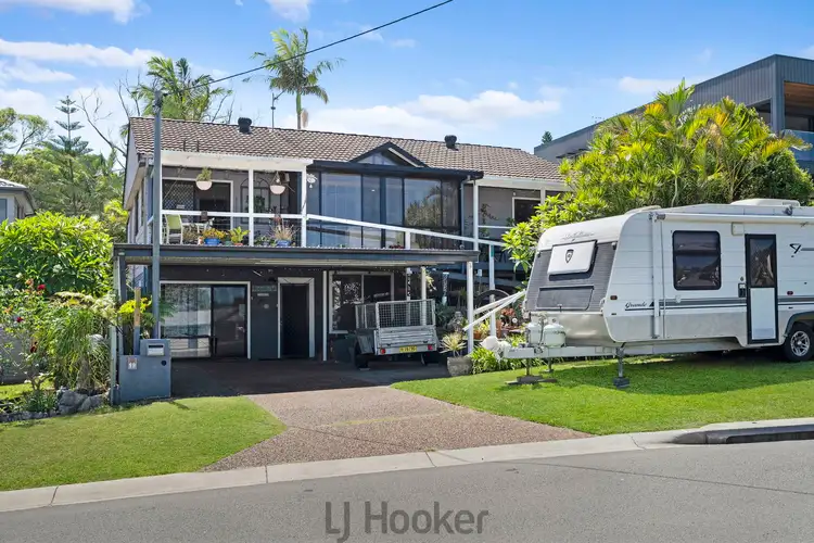 Fifth view of Homely house listing, 19 Carlisle Row, Fishing Point NSW 2283
