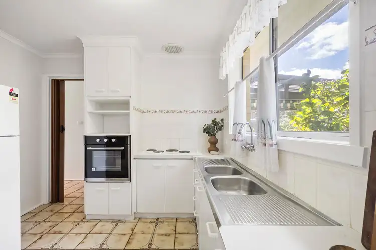 Fifth view of Homely house listing, 9 Clubbe Crescent, Macgregor ACT 2615