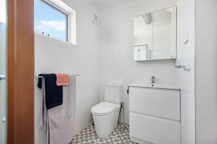 Sixth view of Homely unit listing, 1A/28-30 Main Road, Paynesville VIC 3880