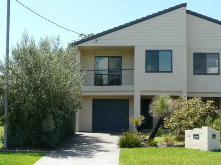 2/13 Jubilee Parade, Diamond Beach NSW 2430