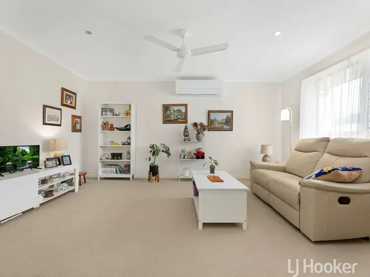 Second view of Homely house listing, 35 Parakeet Circuit, Kawungan QLD 4655