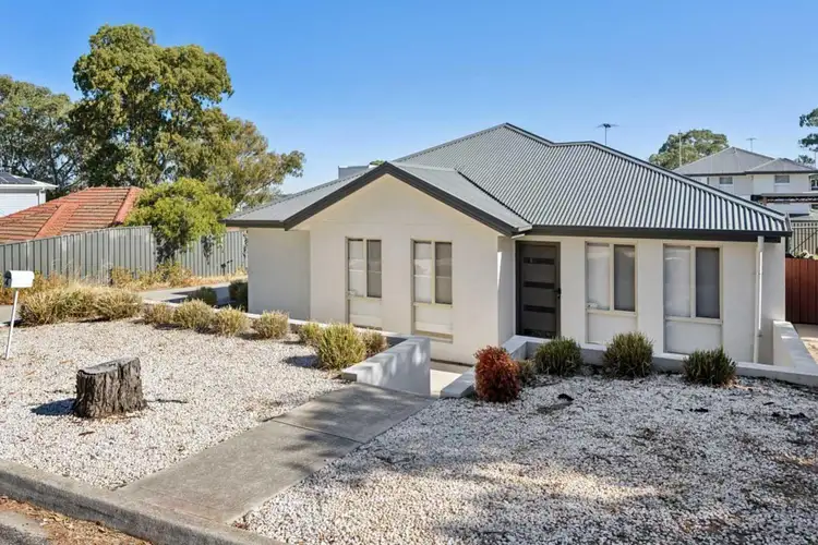 1/14 Whinnen Street, St Agnes SA 5097