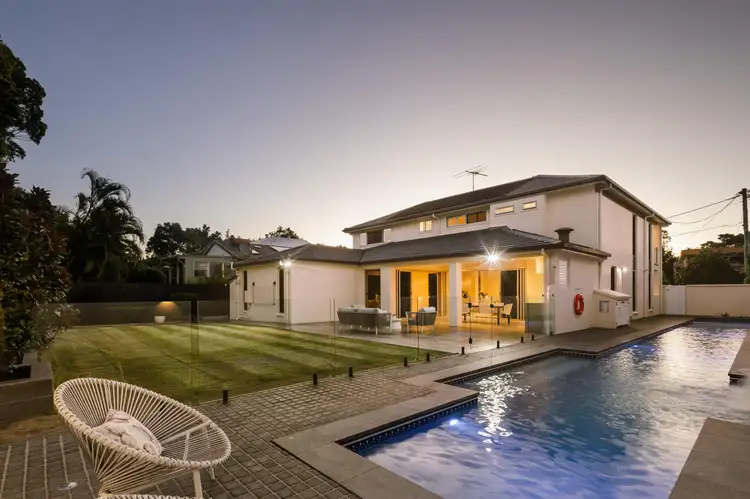 10 Connah Street, Tarragindi QLD 4121