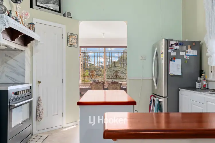 Fifth view of Homely house listing, 2 Moore Street, Collie WA 6225