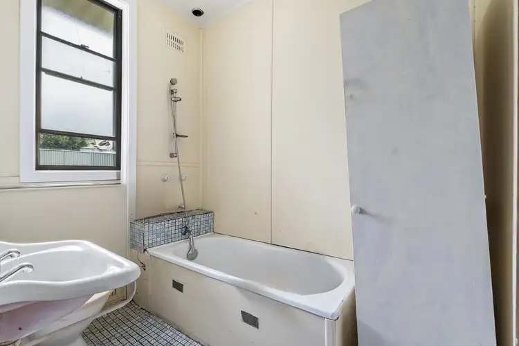 Sixth view of Homely house listing, 33 Pineleigh Road, Lalor Park NSW 2147