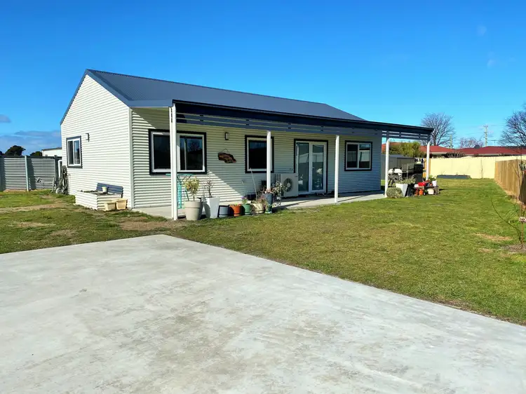 Unit 2/10 Stewart Court, St Helens TAS 7216