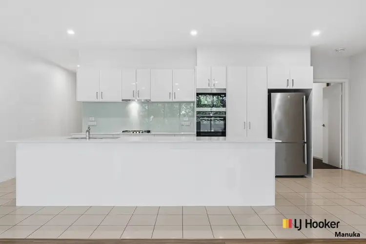 11/28 Canberra Avenue, Forrest ACT 2603