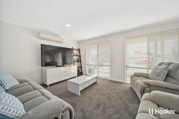 Second view of Homely house listing, 37 Thornhill Crescent, Dunlop ACT 2615