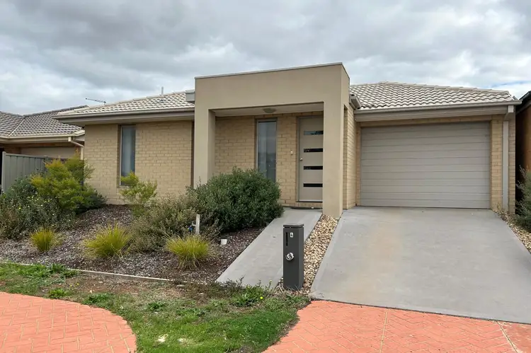 4 Grallina Lane, Kurunjang VIC 3337
