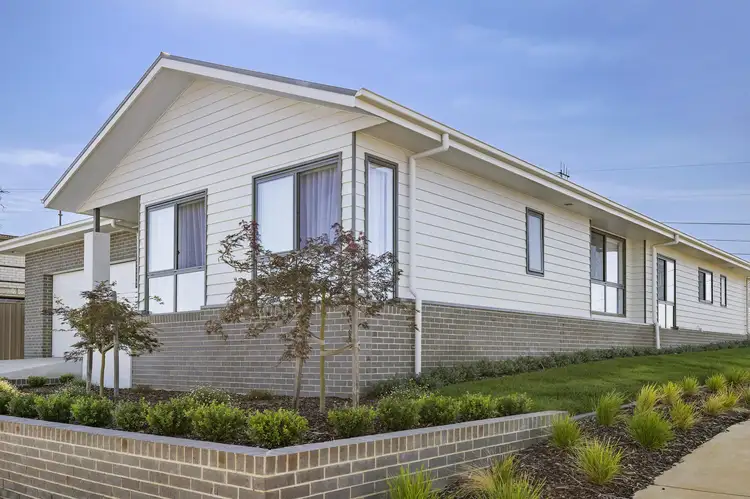 2 Wapshere Street, Macnamara ACT 2615