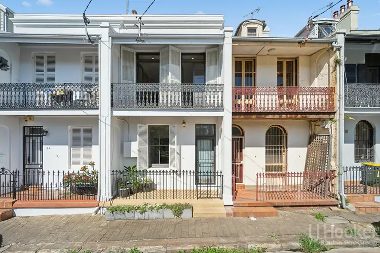 26 Thomson Street