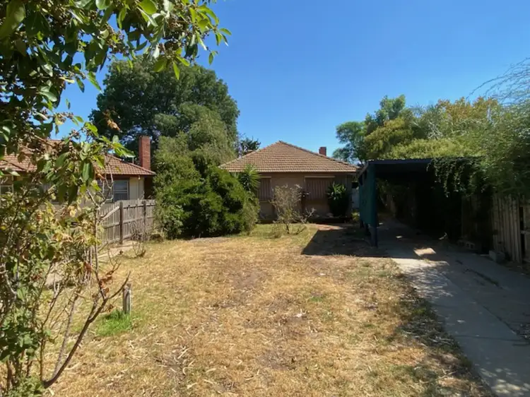 18 Mundle Avenue, Swan Hill VIC 3585