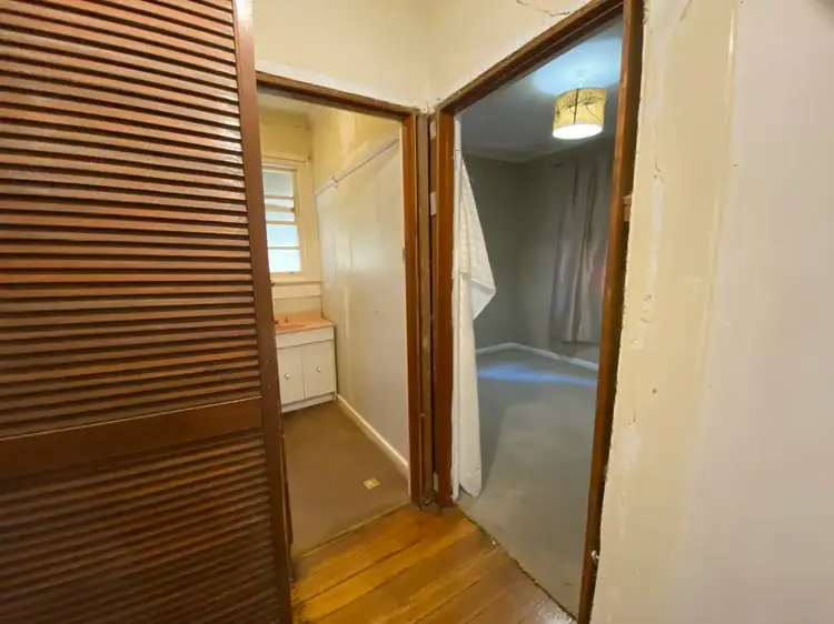Fifth view of Homely house listing, 18 Mundle Avenue, Swan Hill VIC 3585