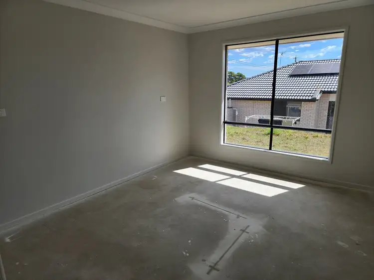 Seventh view of Homely house listing, 10 Pera Crescent, Warwick QLD 4370