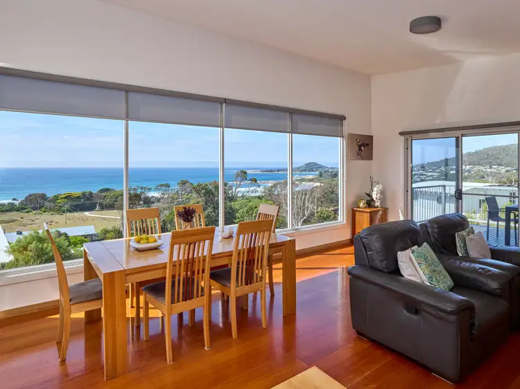 152 Tasman Highway, Bicheno TAS 7215