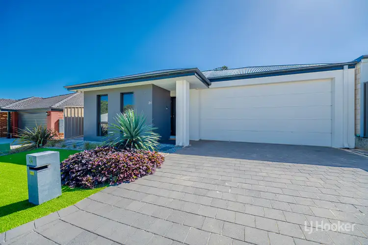 24 Headingley Link, Meadow Springs WA 6210